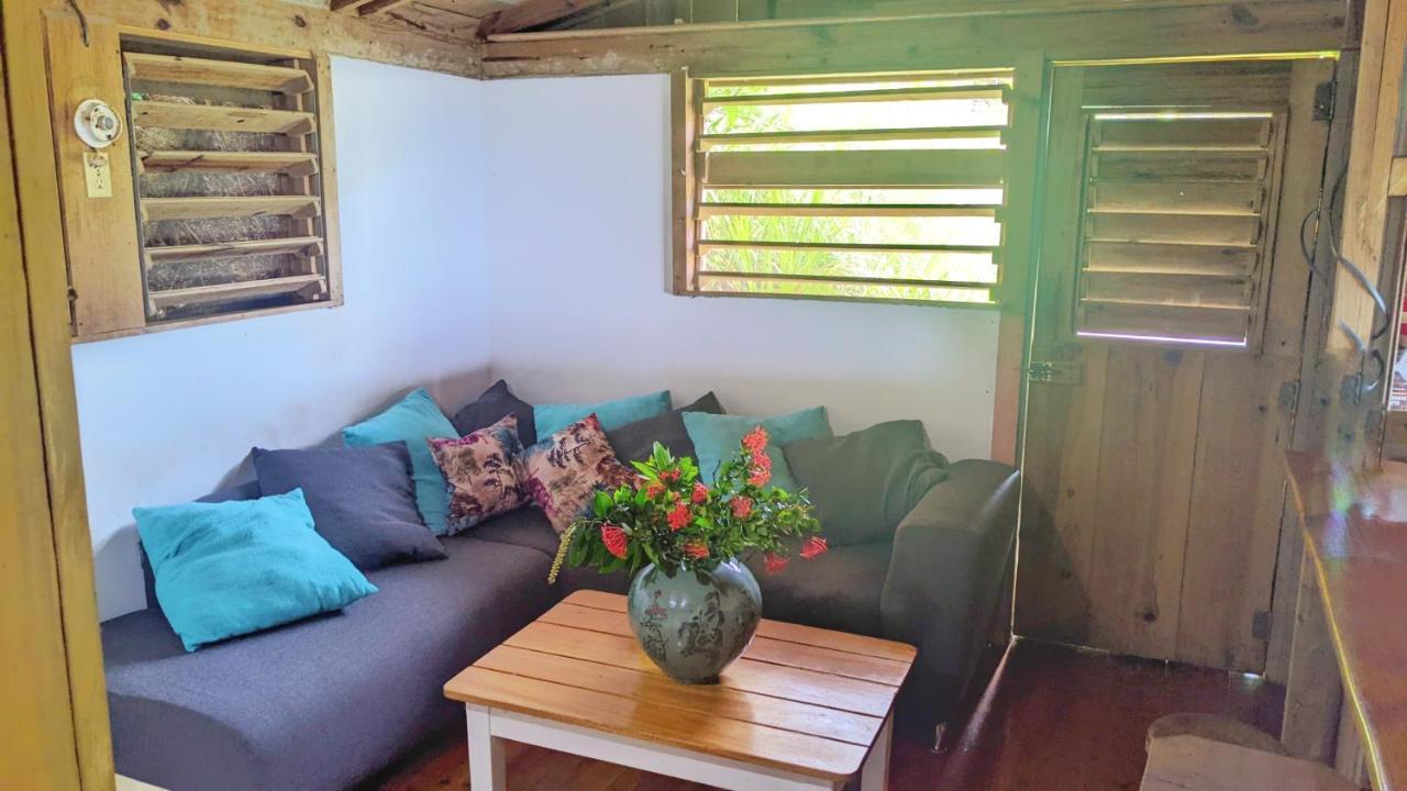 Guanaja Backpackers Hostel ภายนอก รูปภาพ