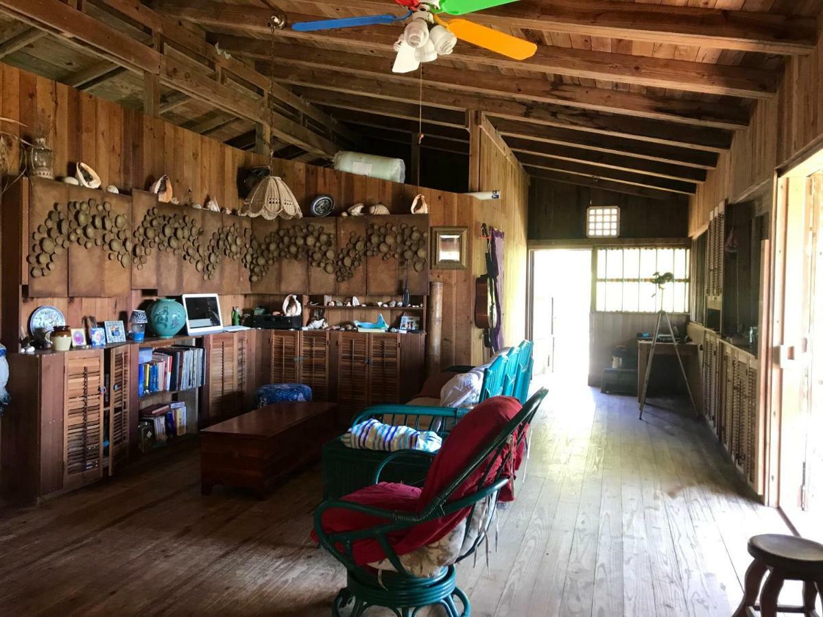 Guanaja Backpackers Hostel ภายนอก รูปภาพ